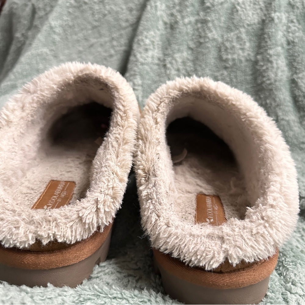Koolaburra Tan Brown Suede / Sherpa Slip-On Shoes size 11 - Picture 5 of 13